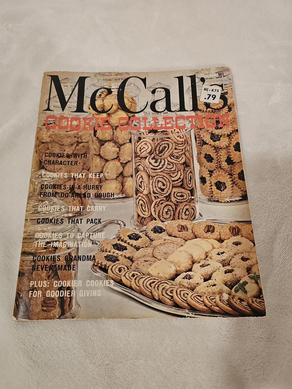 Vintage 1965 McCall’s Cookie Collection Cookbook M1 64 Pages Retro Baking
